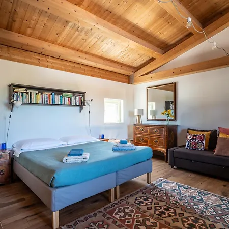 Pietre Di Gelo Farm stay *